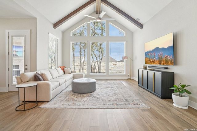 205 Vamanos, Boerne, TX 78006