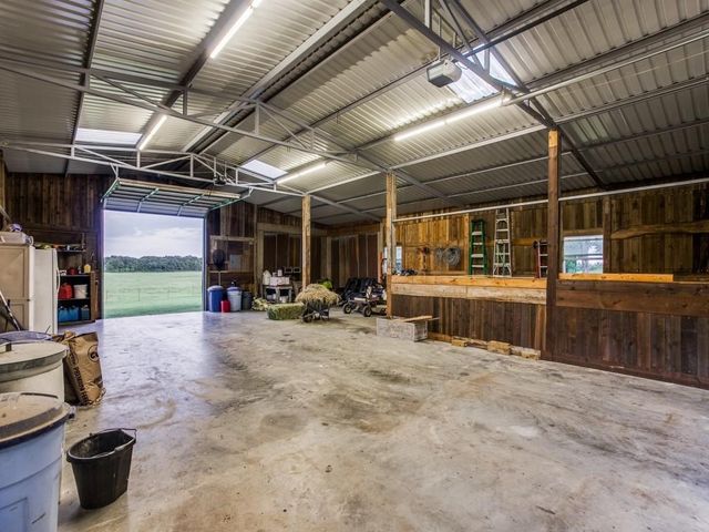 248 Howard Road, Valley View, TX 76272