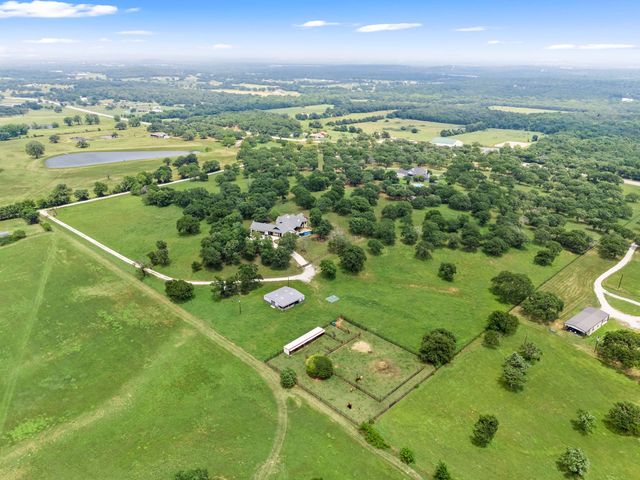 248 Howard Road, Valley View, TX 76272