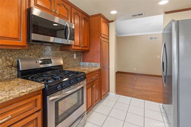 5035 N Burnaby, Covina, CA 91724