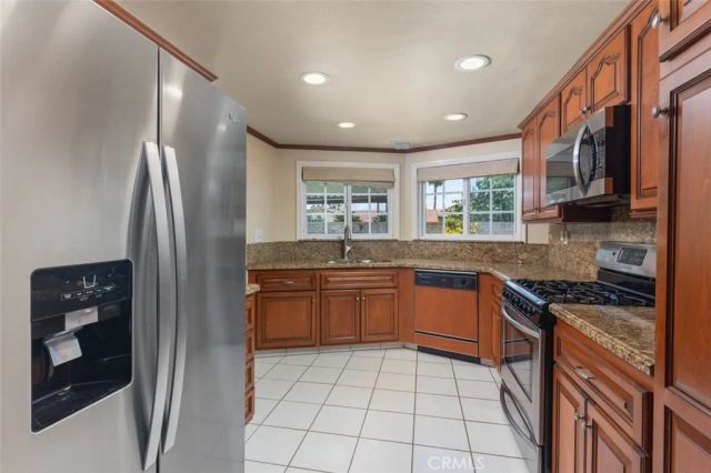 5035 N Burnaby, Covina, CA 91724