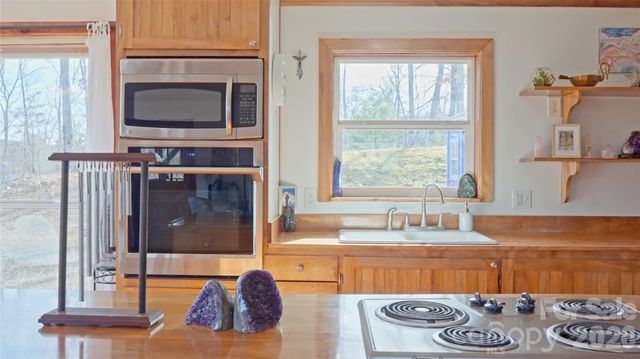 288 Rebel Drive, Hot Springs, NC 28743