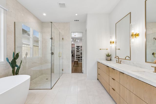 8427 Midway Road, Dallas, TX 75209