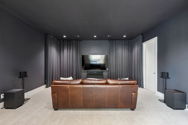 8427 Midway Road, Dallas, TX 75209