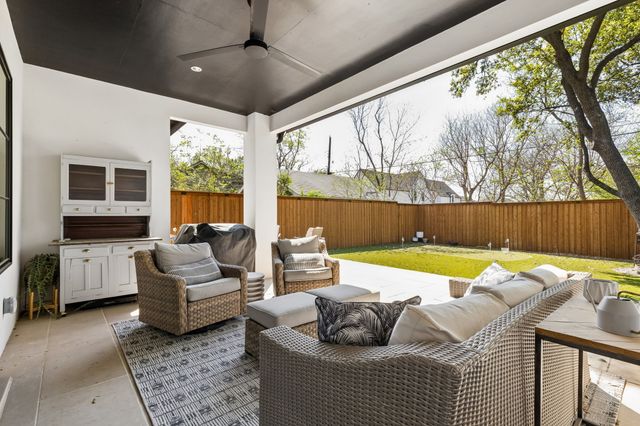 8427 Midway Road, Dallas, TX 75209
