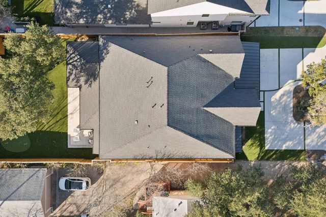 8427 Midway Road, Dallas, TX 75209