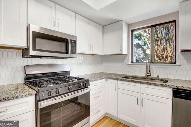 2163 Palmyra Drive SE, Marietta, GA 30067