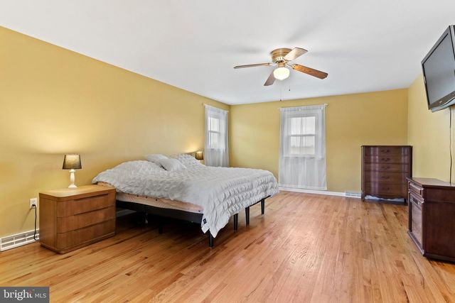 1393 LUTZTOWN RD, Boiling Springs, PA 17007