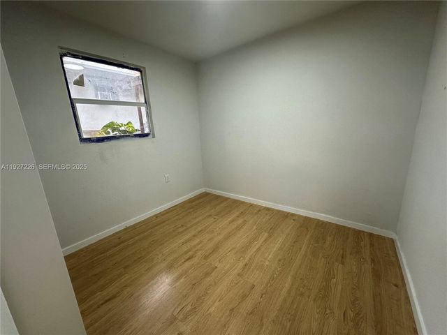 1429 SW 3rd St 6, Miami, FL 33135