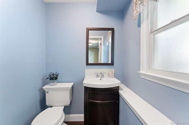 20 Cornell Drive, Hartsdale, NY 10530
