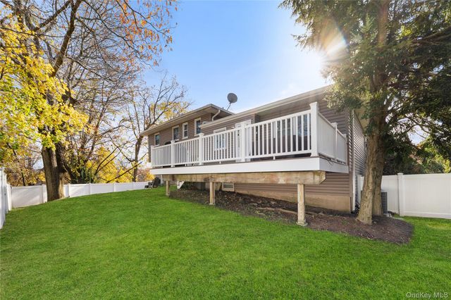 20 Cornell Drive, Hartsdale, NY 10530