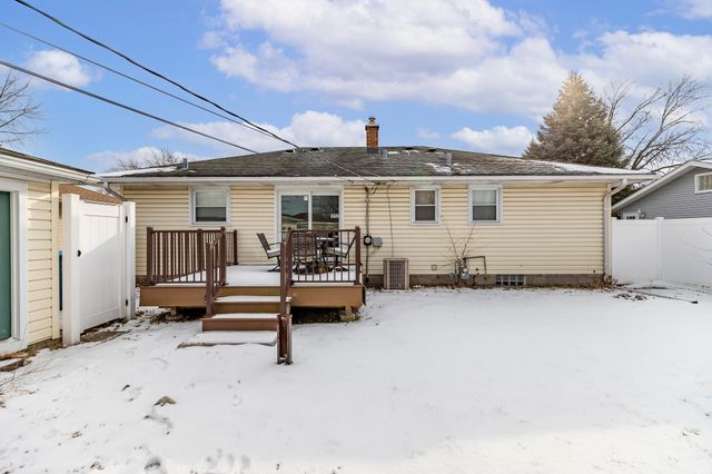 3543 44th Street, Highland, IN 46322