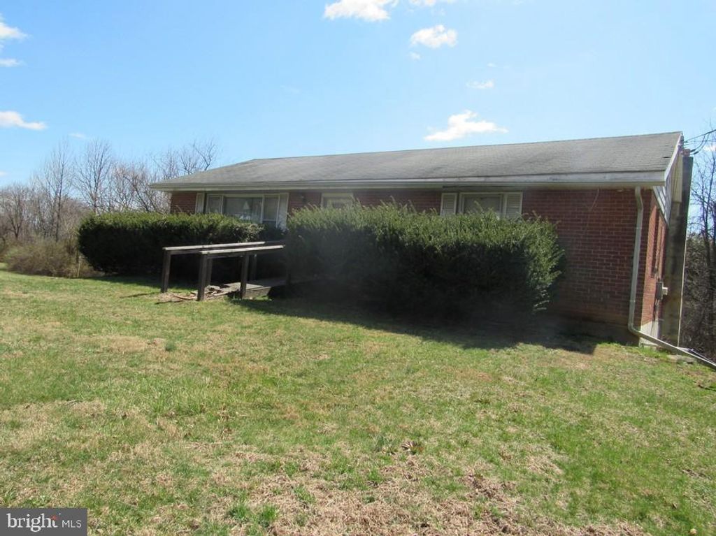 1148 HOLTWOOD RD, Holtwood, PA 17532