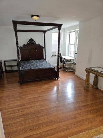 64-35 Yellowstone Blvd. 64-35 Yellowstone Blvd 6G 6G, Forest Hills, NY 11375