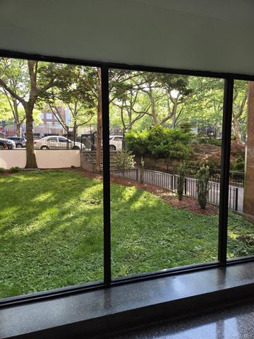 64-35 Yellowstone Blvd. 64-35 Yellowstone Blvd 6G 6G, Forest Hills, NY 11375