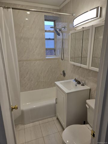 64-35 Yellowstone Blvd. 64-35 Yellowstone Blvd 6G 6G, Forest Hills, NY 11375