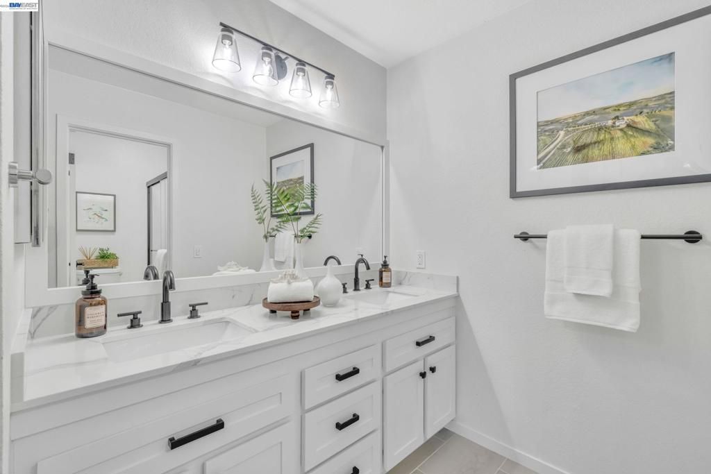 Image 23 of property listing at 1201 Alta Vista Dr 108, Walnut Creek, CA 94596