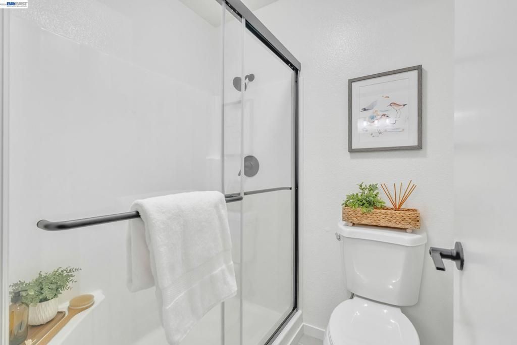 Image 24 of property listing at 1201 Alta Vista Dr 108, Walnut Creek, CA 94596