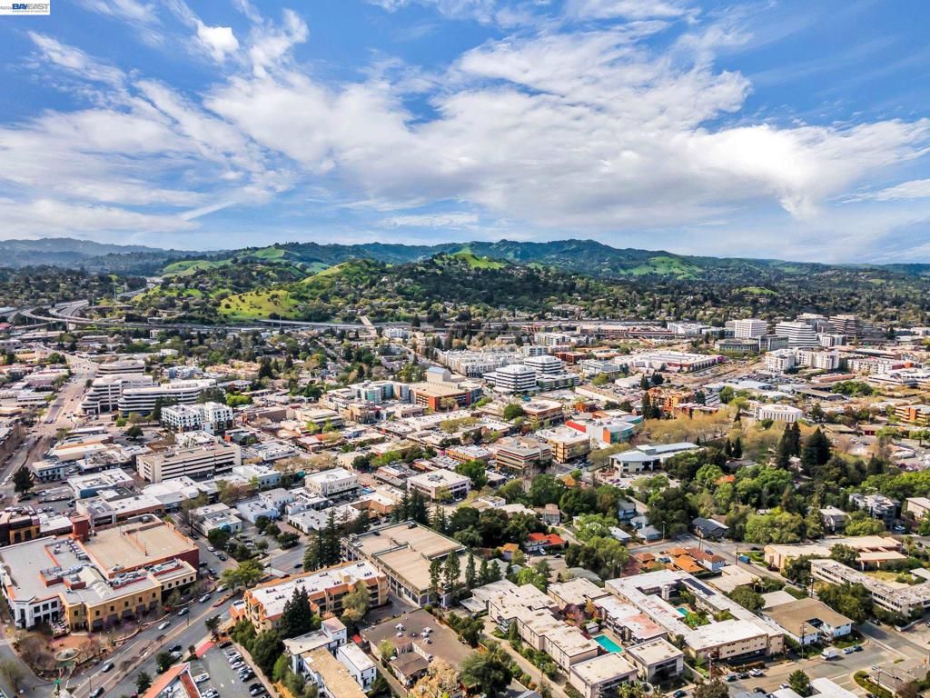 Image 41 of property listing at 1201 Alta Vista Dr 108, Walnut Creek, CA 94596