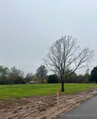 04 E 978 Road, Gore, OK 74435