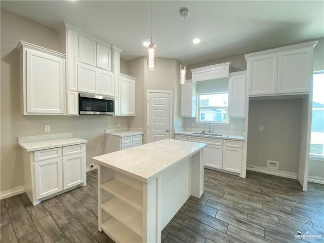 708 W Stevenson Avenue, Alton, TX 78573