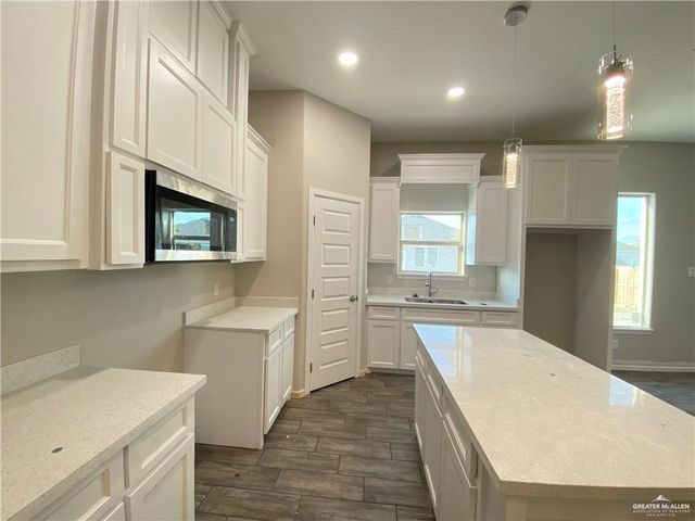 708 W Stevenson Avenue, Alton, TX 78573