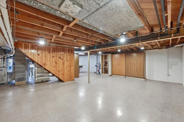 7106 N 37th STREET, Milwaukee, WI 53209