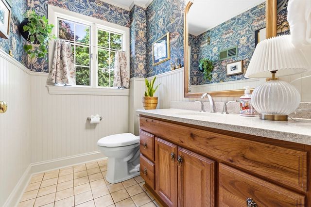 31 Morrison Ave, Stoneham, MA 02180