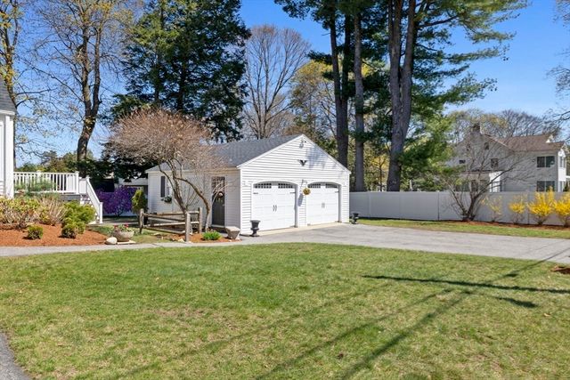 31 Morrison Ave, Stoneham, MA 02180