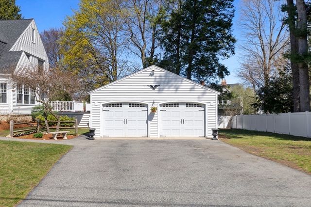 31 Morrison Ave, Stoneham, MA 02180