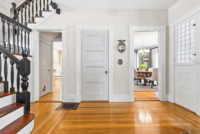 31 Morrison Ave, Stoneham, MA 02180