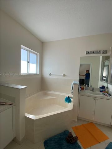 1978 SE 23rd Ter, Homestead, FL 33035