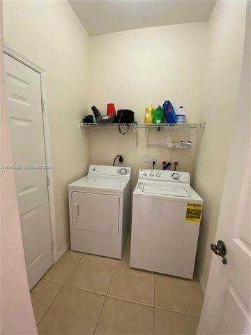 1978 SE 23rd Ter, Homestead, FL 33035