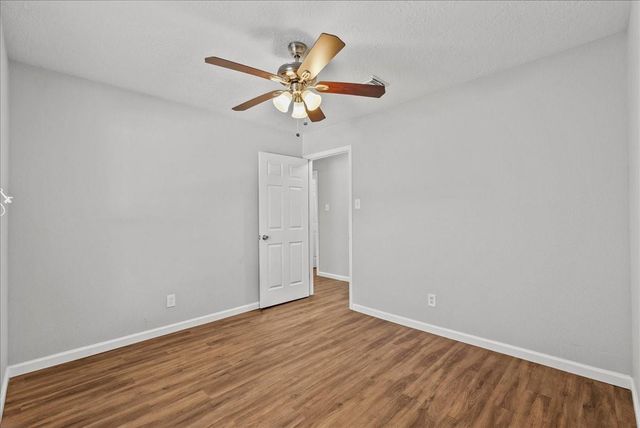 3206 Wavecrest Street, League City, TX 77573