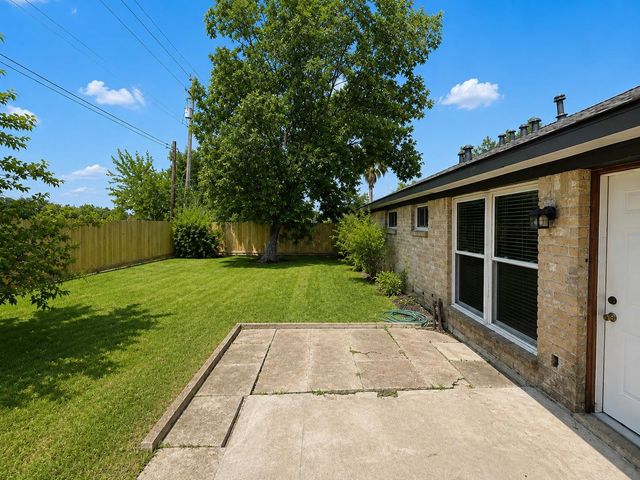 3206 Wavecrest Street, League City, TX 77573