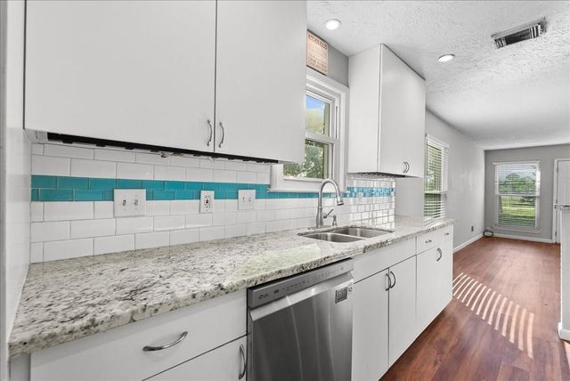 3206 Wavecrest Street, League City, TX 77573