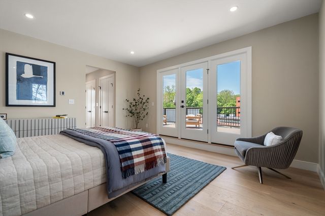 17 Smith Place, Cambridge, MA 02138