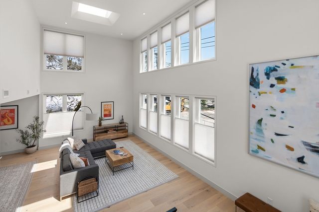17 Smith Place, Cambridge, MA 02138