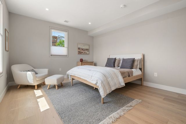 17 Smith Place, Cambridge, MA 02138