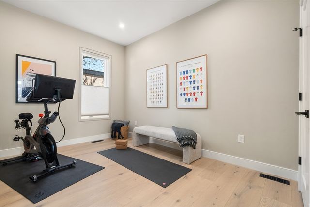 17 Smith Place, Cambridge, MA 02138