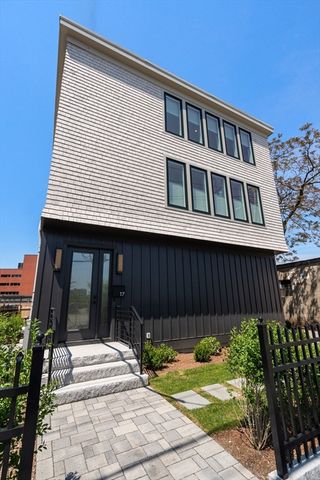17 Smith Place, Cambridge, MA 02138