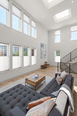 17 Smith Place, Cambridge, MA 02138
