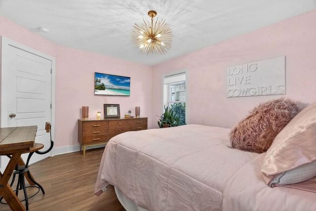 225 Clam Digger Loop, Pawleys Island, SC 29585