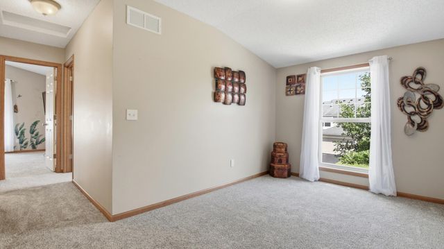 5010 149th Street N 5, Hugo, MN 55038