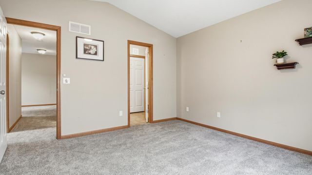 5010 149th Street N 5, Hugo, MN 55038