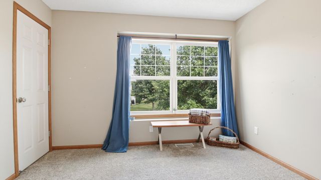 5010 149th Street N 5, Hugo, MN 55038
