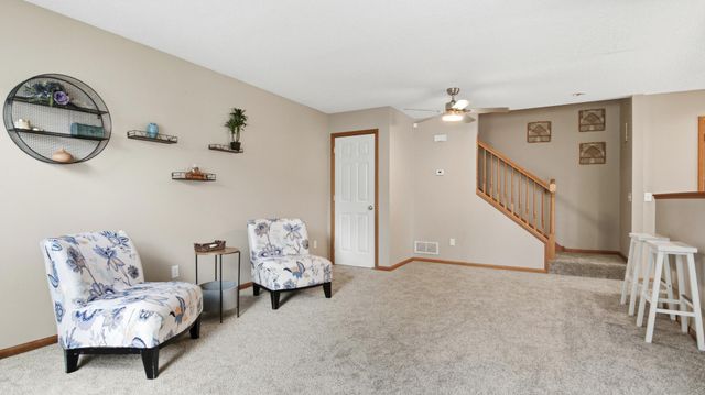 5010 149th Street N 5, Hugo, MN 55038
