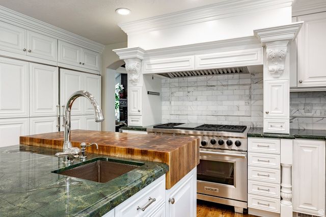 3450 E HIDDEN OAK DR, Cottonwood Heights, UT 84121