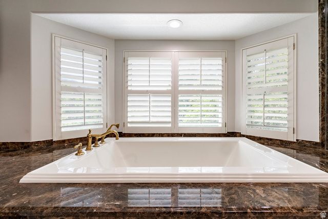 3450 E HIDDEN OAK DR, Cottonwood Heights, UT 84121