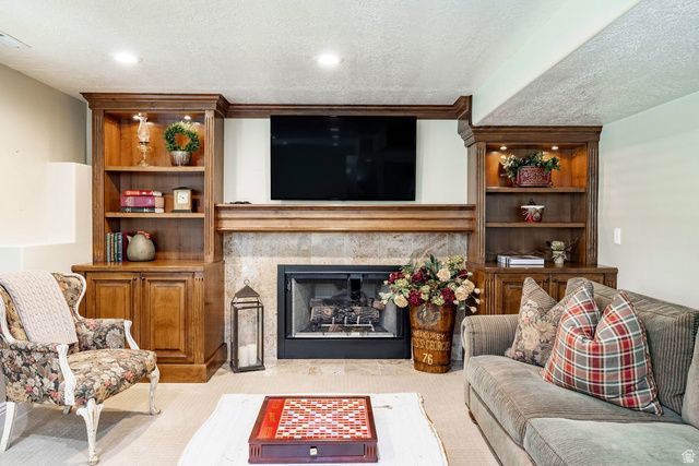 3450 E HIDDEN OAK DR, Cottonwood Heights, UT 84121